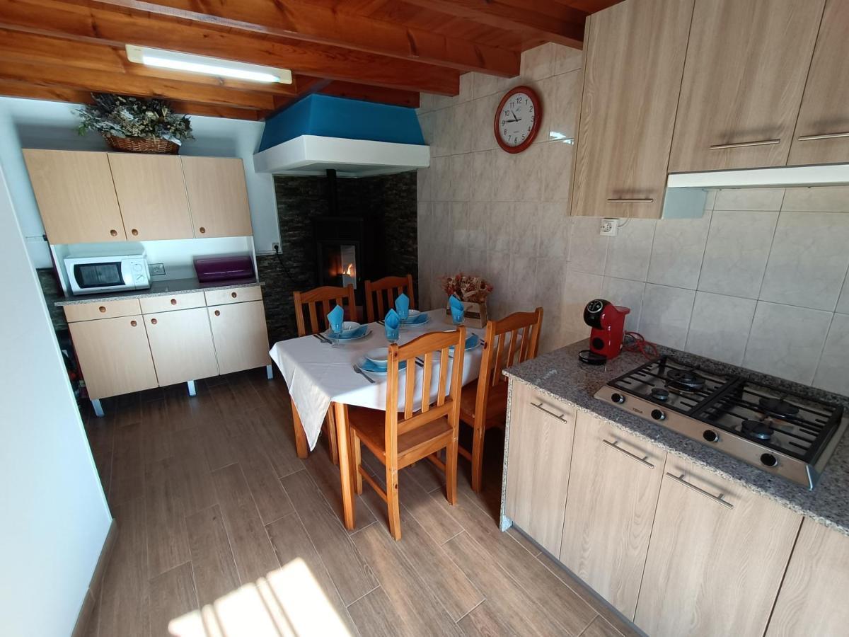 Villa Casa Do Cucharro En Playa De Soesto, Laxe Esterno foto